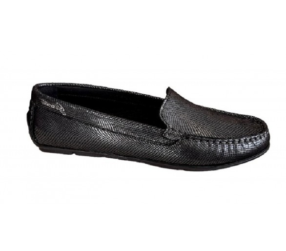 Дамски черни мокасини GIA